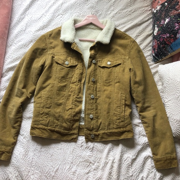Brandy Melville Jackets & Blazers - Brandy Melville Corduroy Jacket